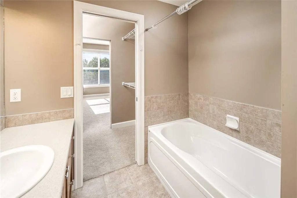 88 Arbour Lake Road NW, #203