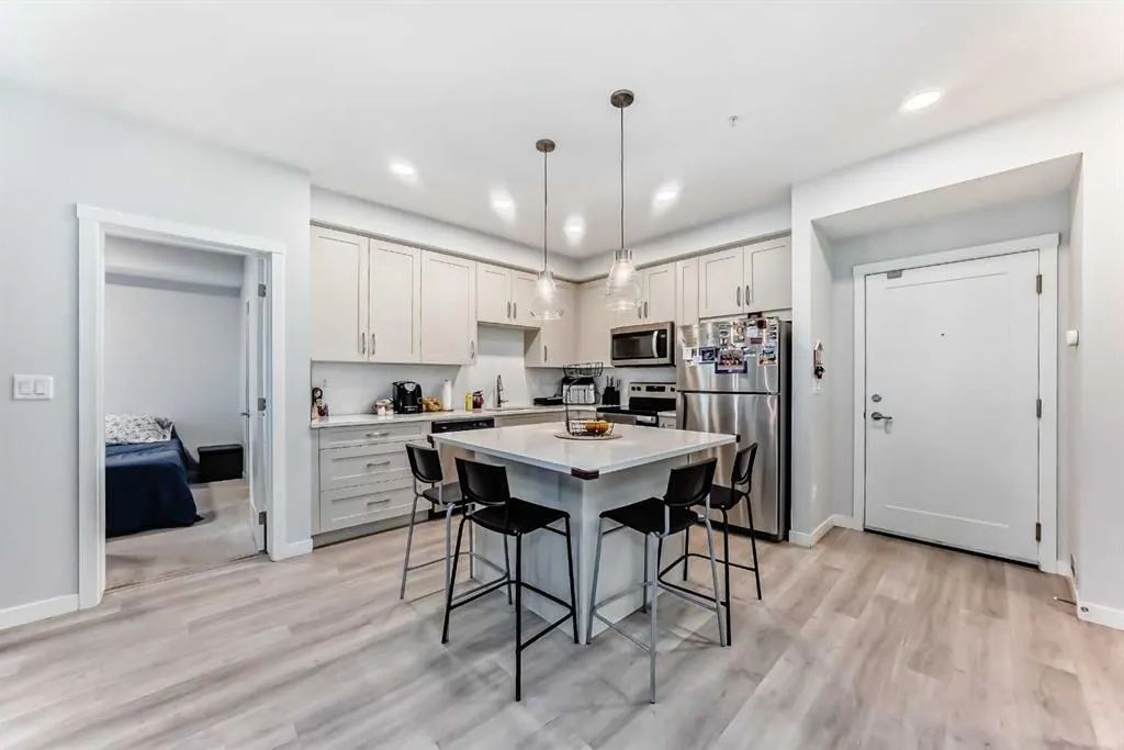 150 Shawnee Square, #310