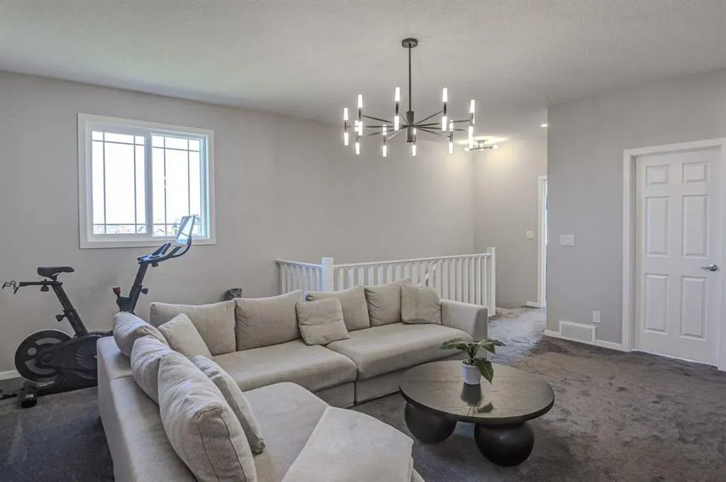 114 Yorkville Street SW