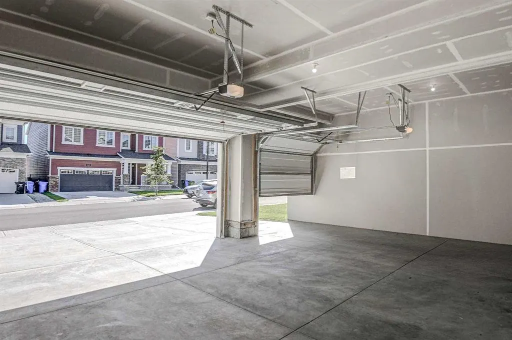 114 Yorkville Street SW