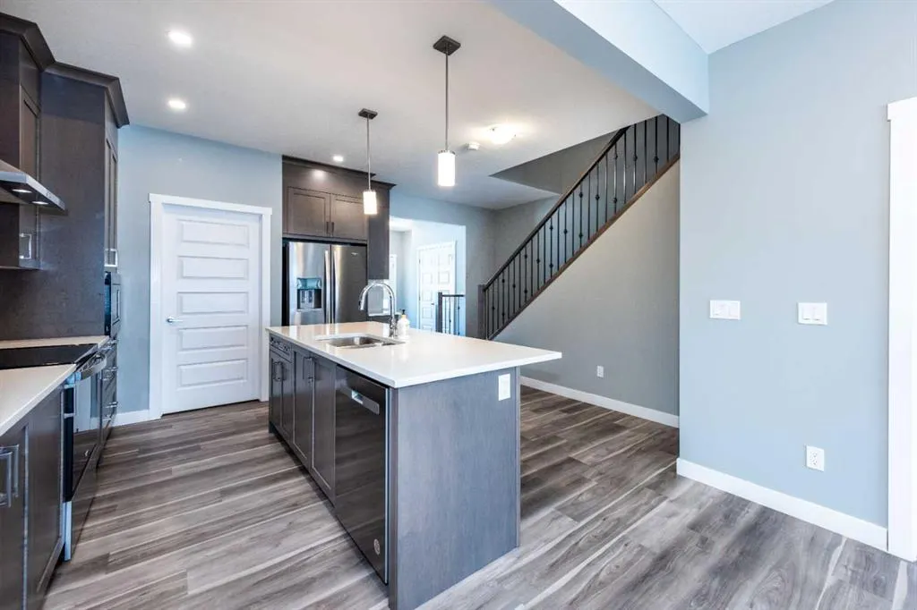 29 homestesd Crest NE