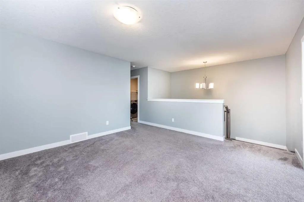 29 homestesd Crest NE