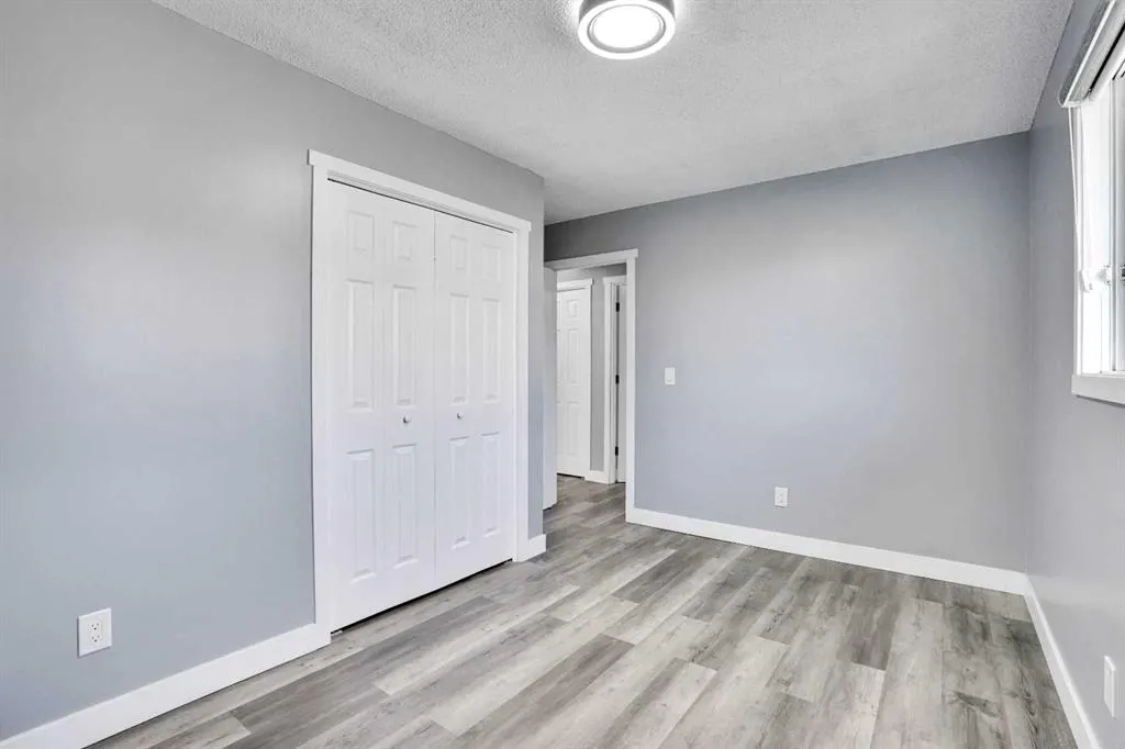 35 Castlefall Grove NE