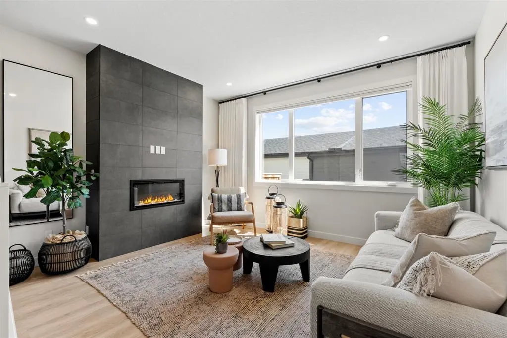 1002 Harmony Parade
