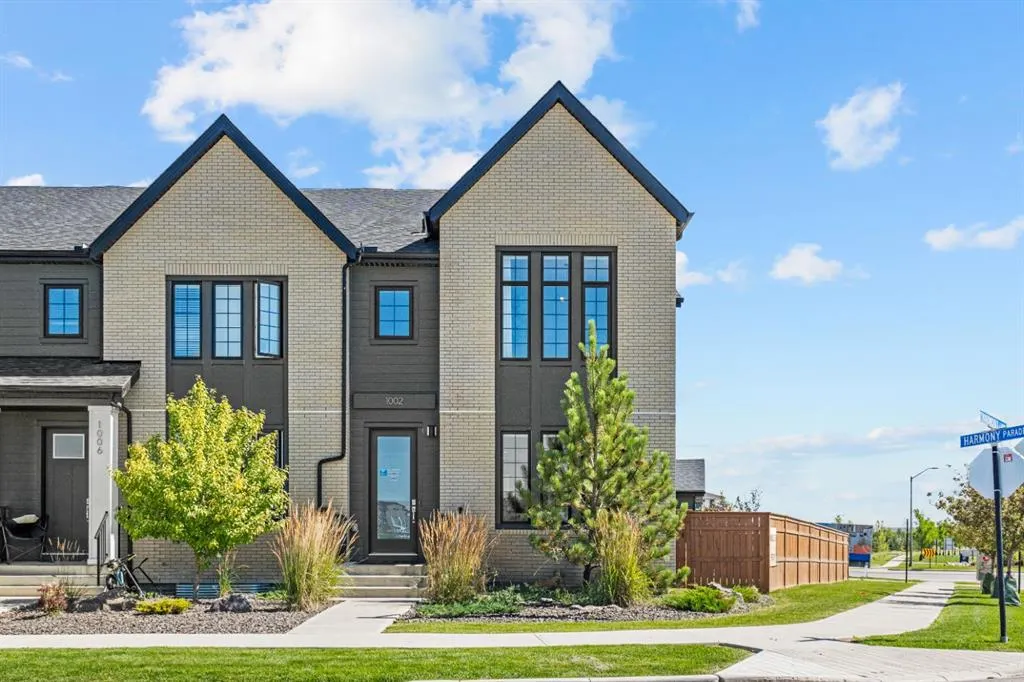 1002 Harmony Parade