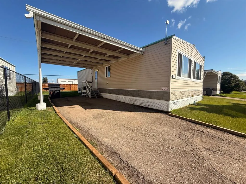 5308 57 Street, #17