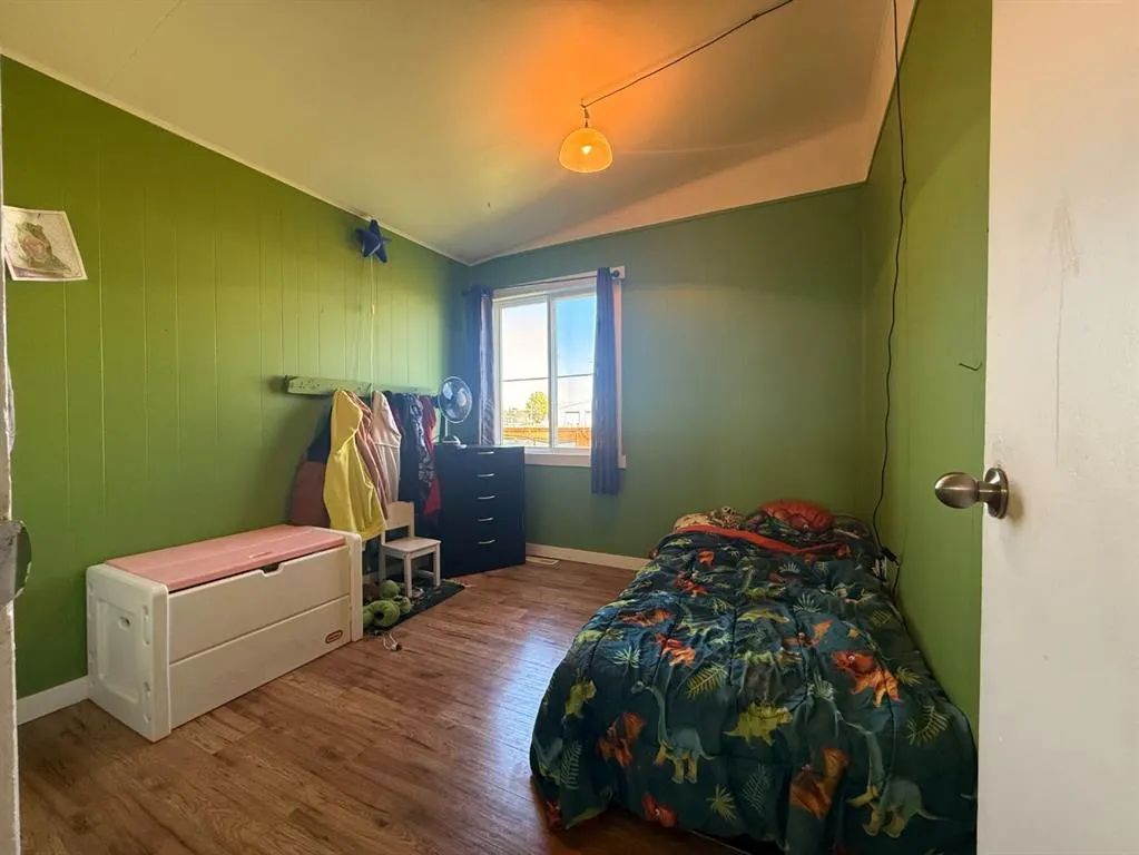 5308 57 Street, #17