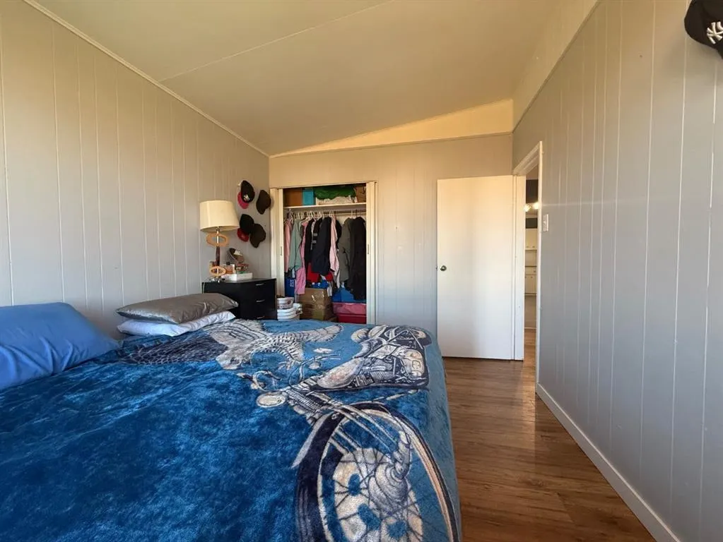 5308 57 Street, #17