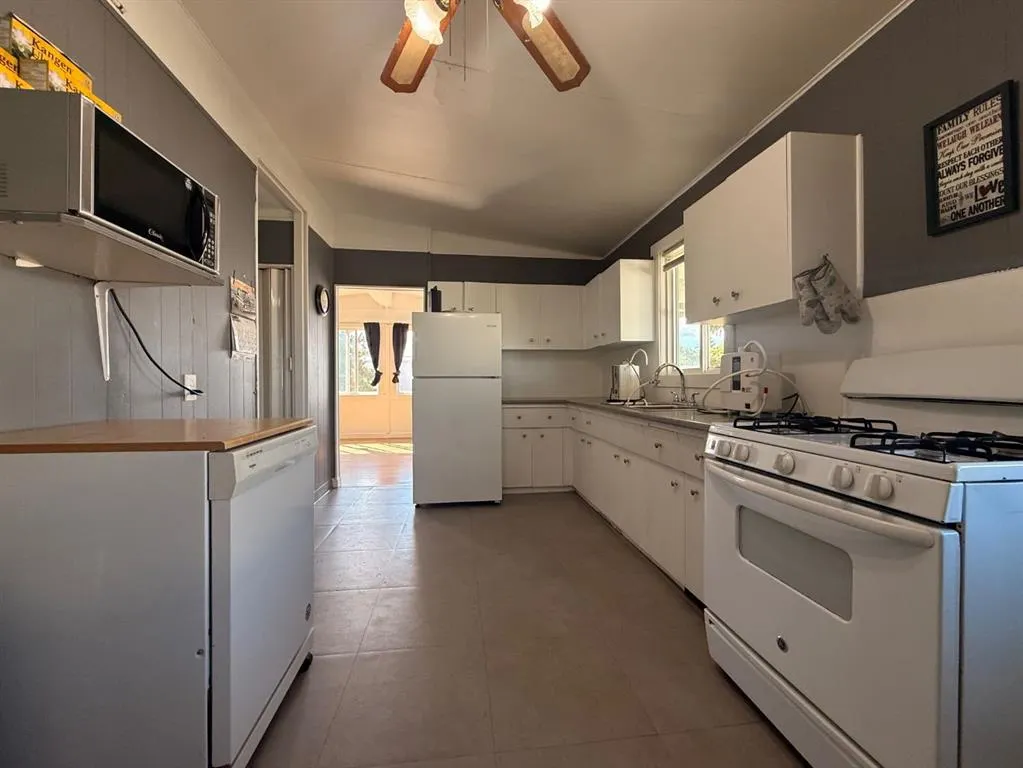 5308 57 Street, #17