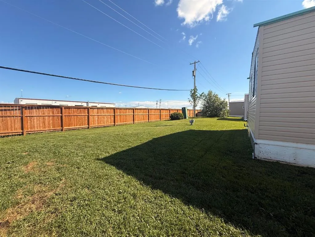 5308 57 Street, #17