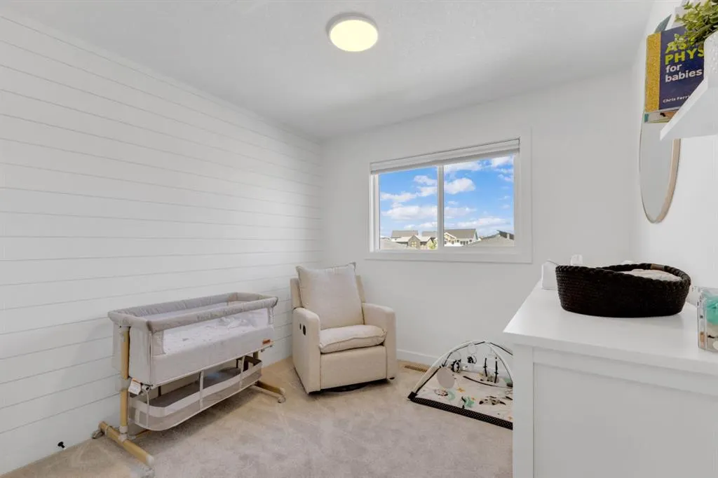 10 Evergreen Way, #A