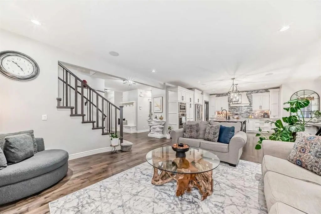 264 Stonemere Close