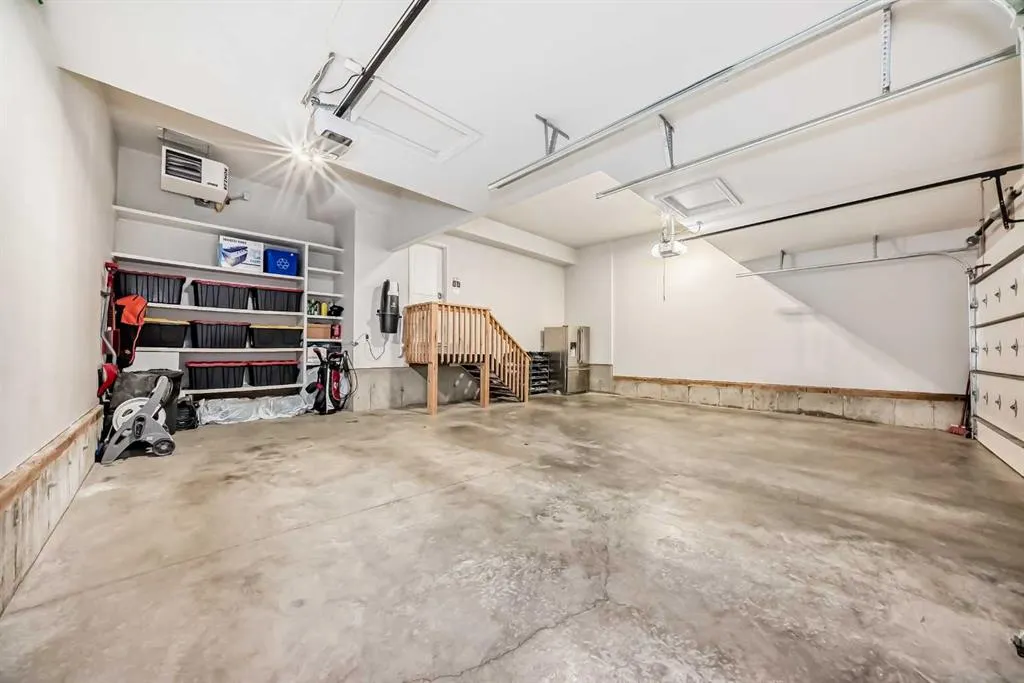 264 Stonemere Close