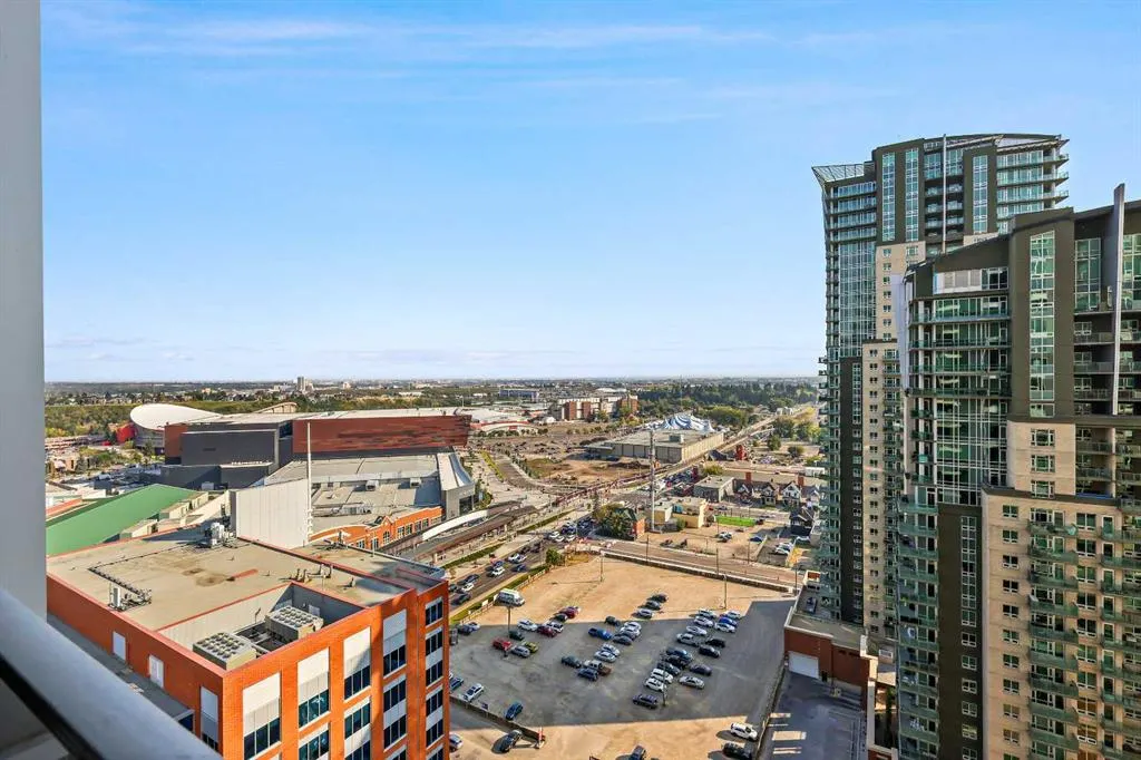 211 13 Avenue SE, #2008