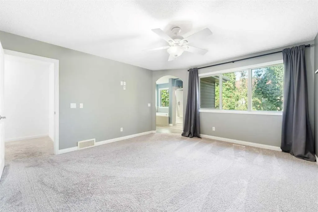 8 Auburn Bay Lane SE