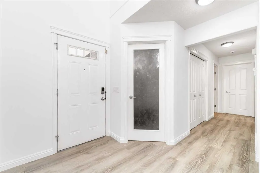 8 Auburn Bay Lane SE