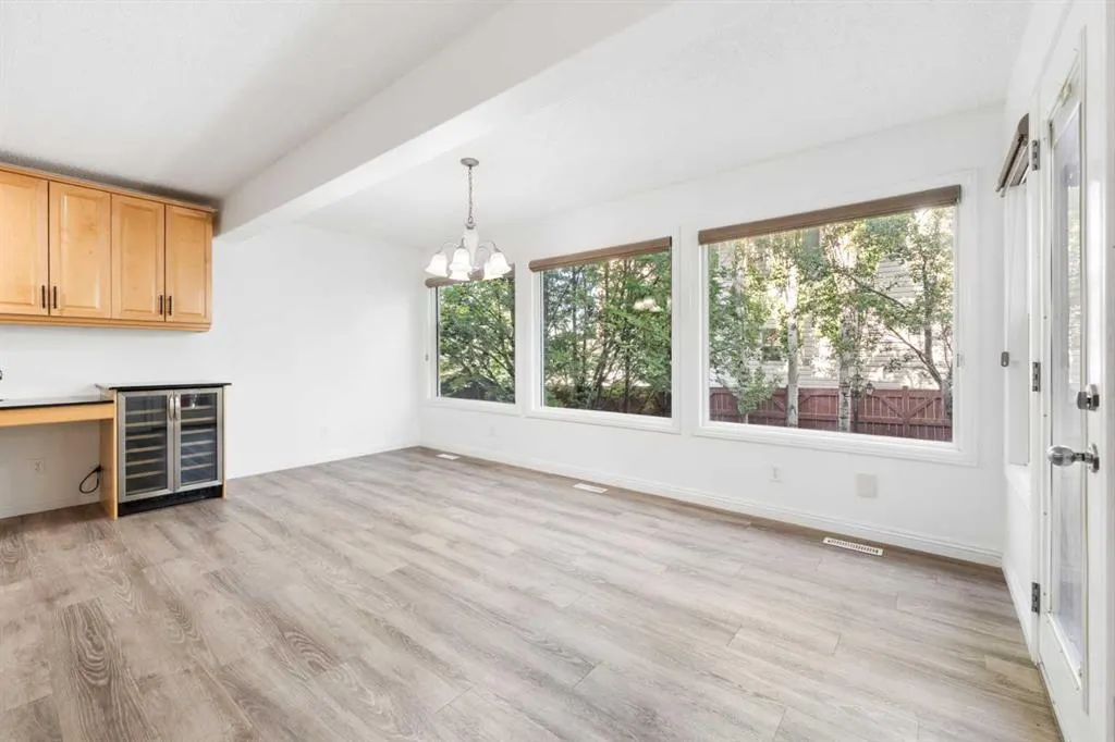 8 Auburn Bay Lane SE