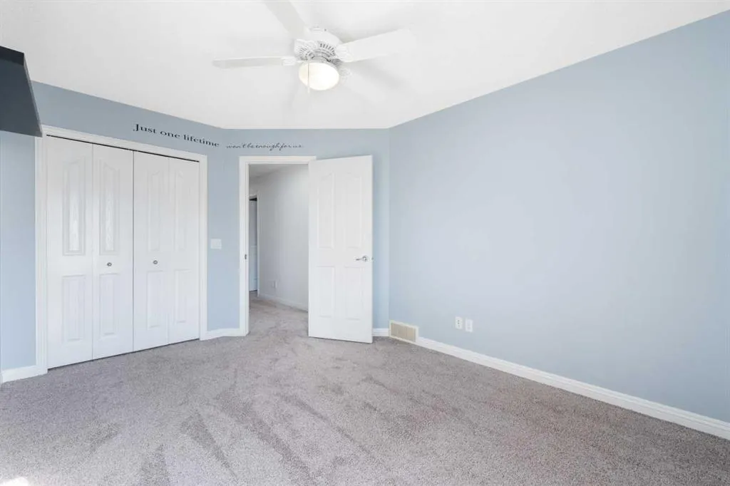 8 Auburn Bay Lane SE