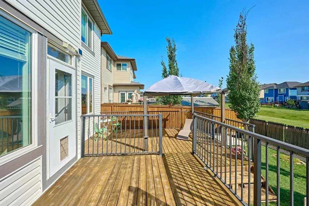 68 Skyview Springs Crescent NE