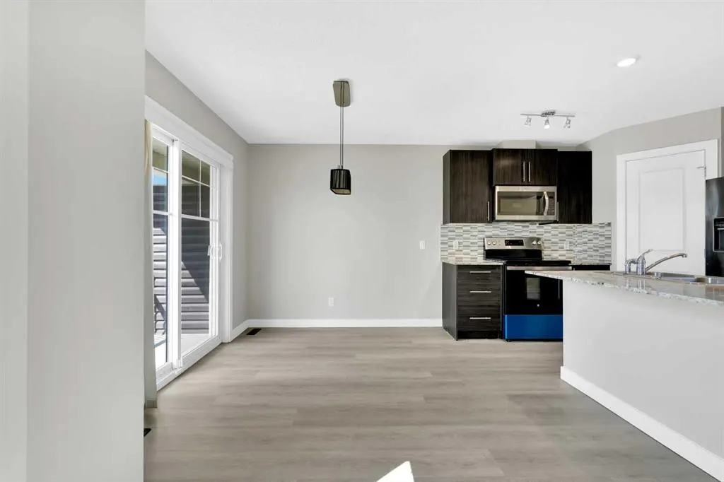 450 Sage Hill Grove NW