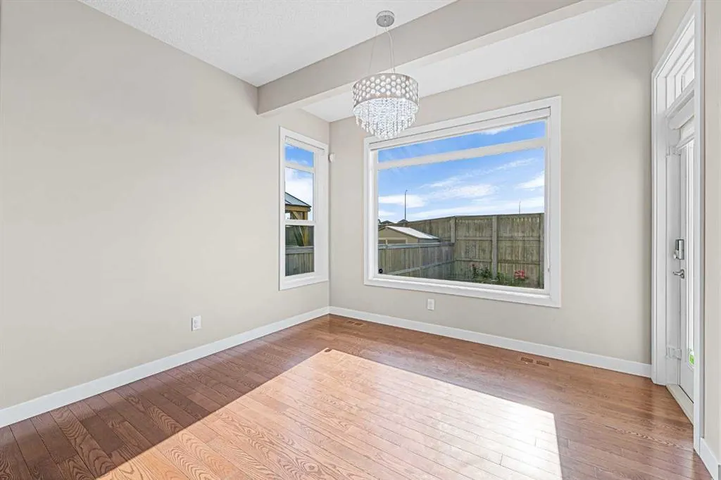 237 Panton Way NW