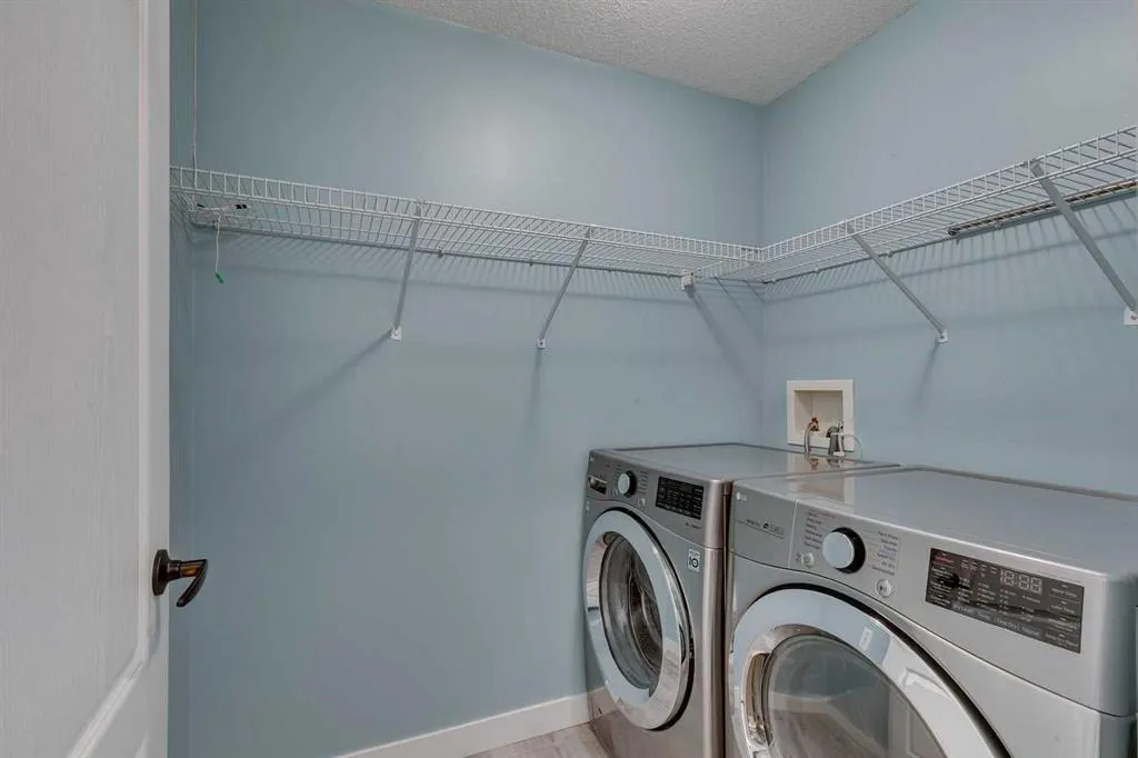 30 Sierra Morena Mews SW, #215