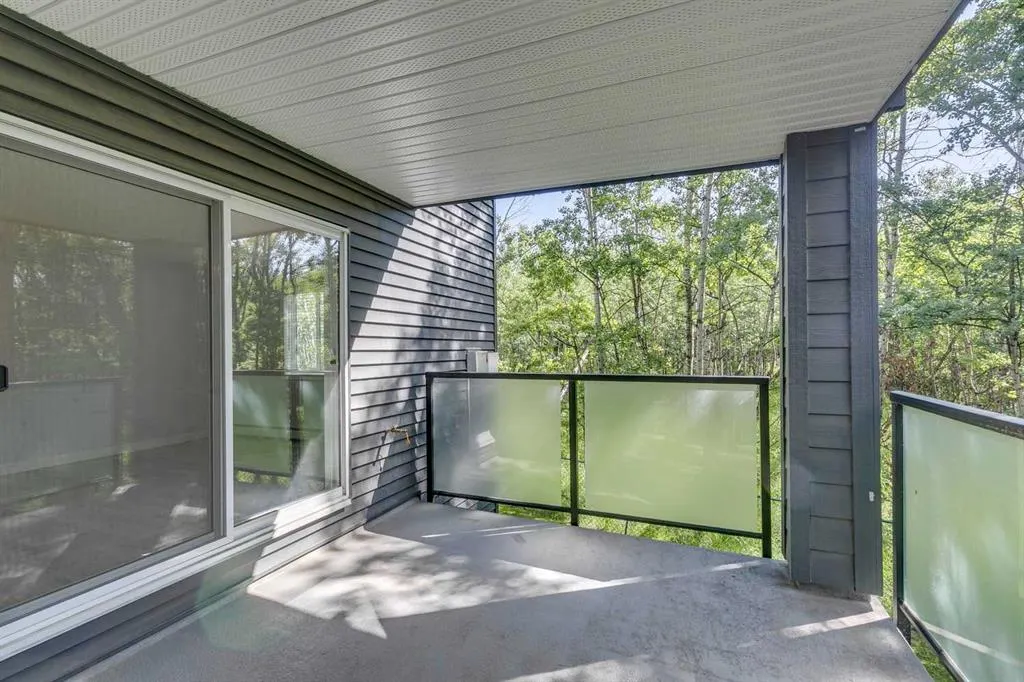 30 Sierra Morena Mews SW, #215