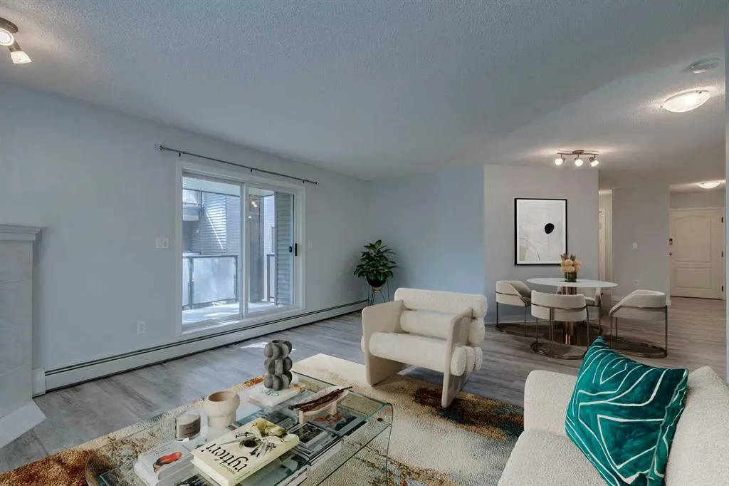 30 Sierra Morena Mews SW, #215