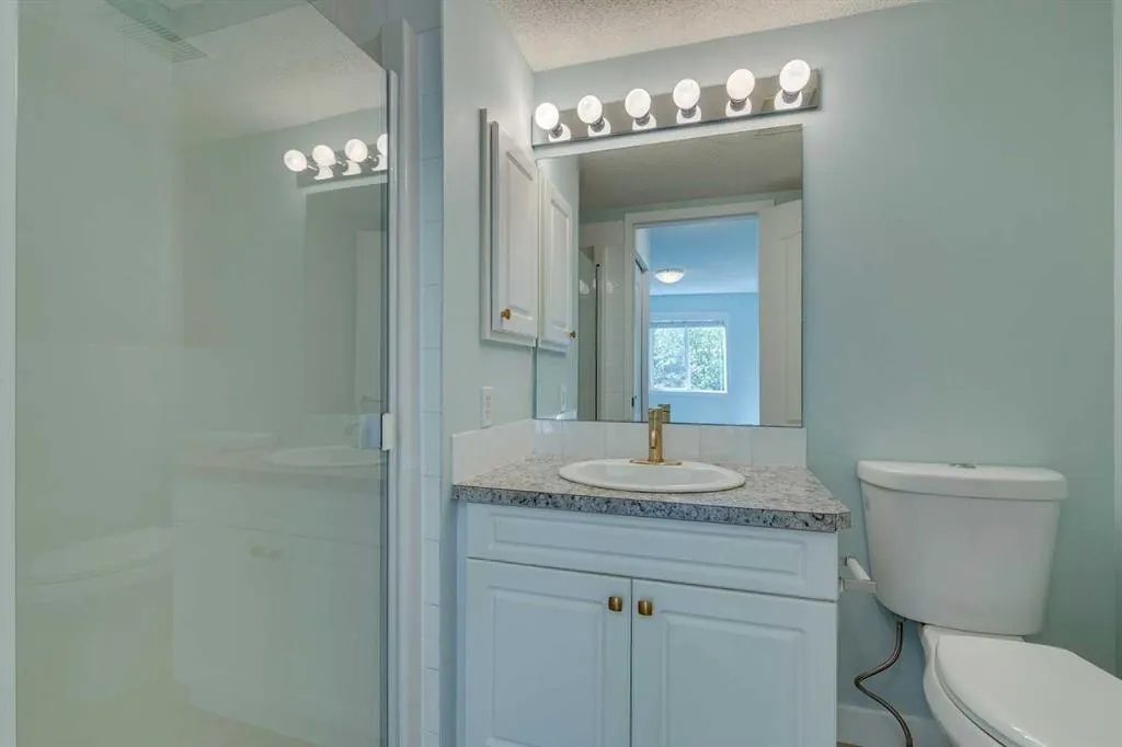 30 Sierra Morena Mews SW, #215