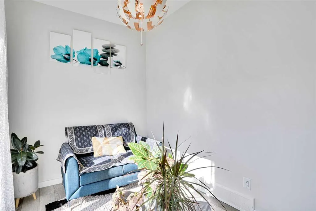 22 Savanna Villas NE