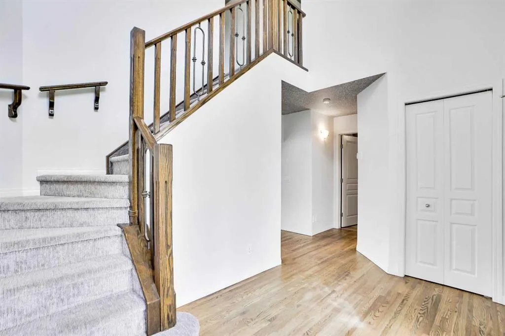 210 Crimson Lane
