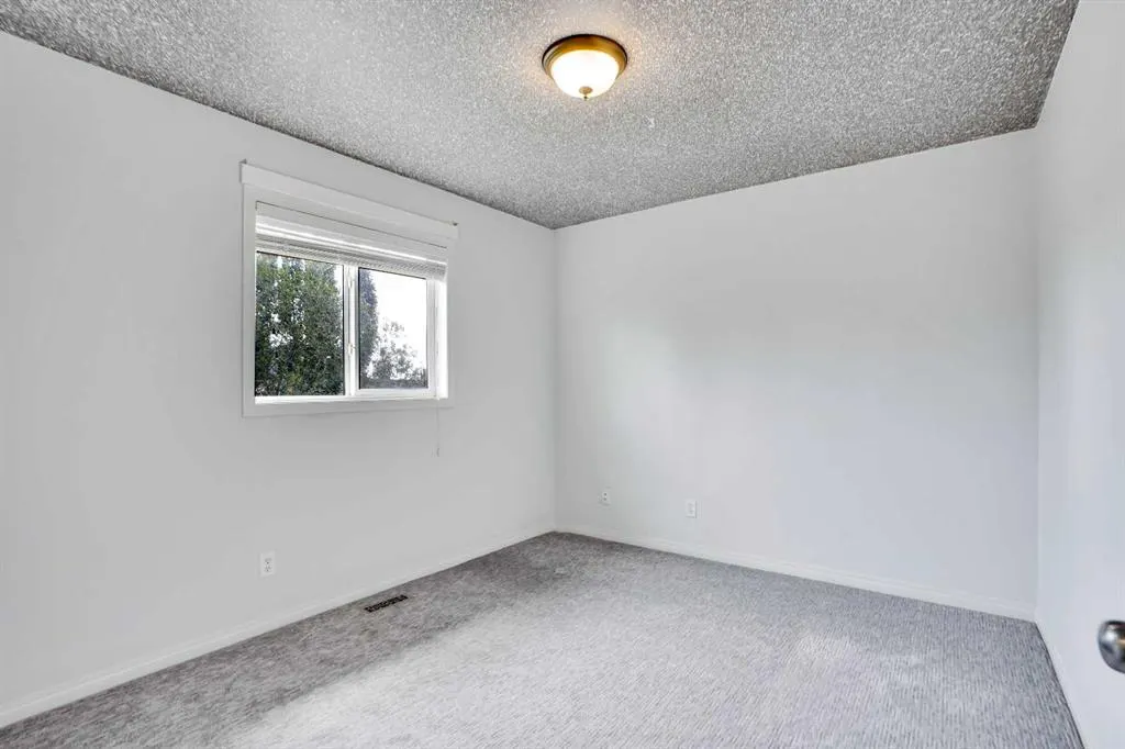 210 Crimson Lane