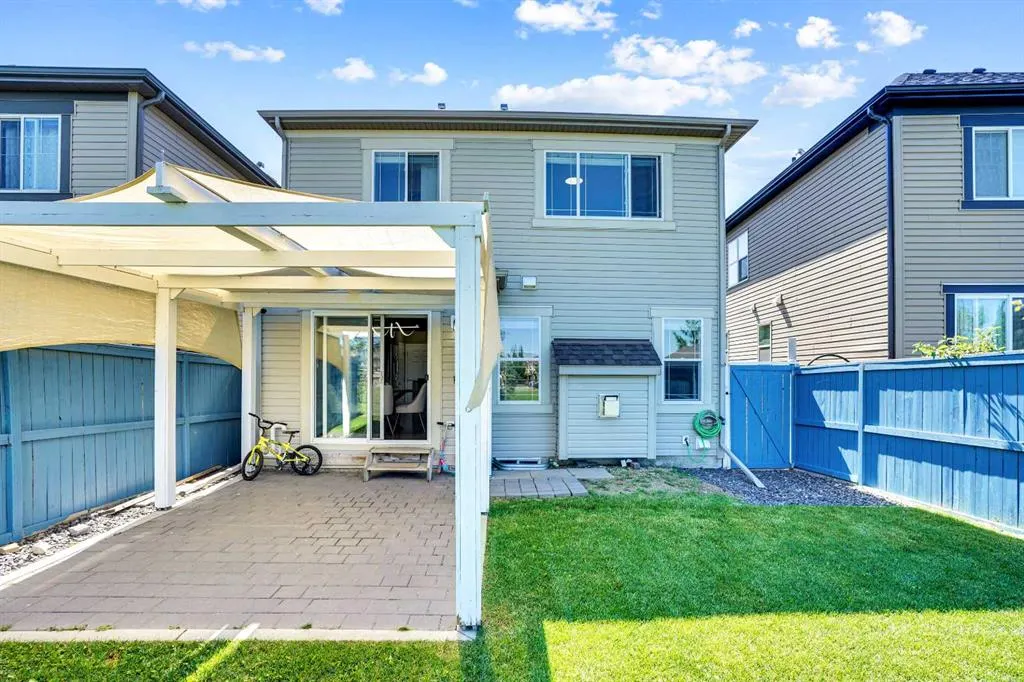 174 Windstone Avenue SW