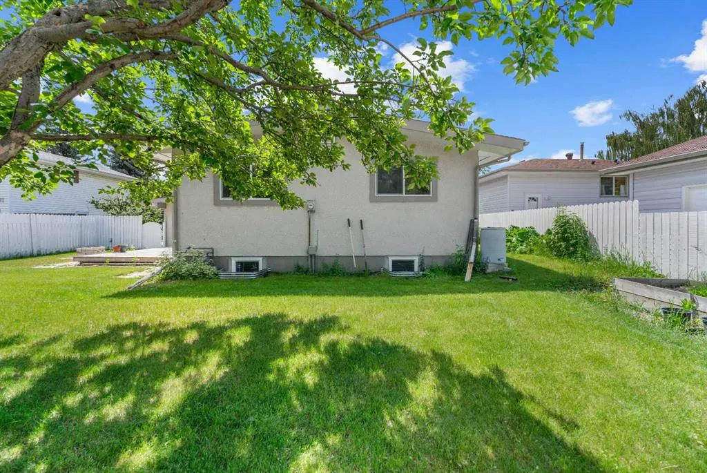 924 Cannock Road SW
