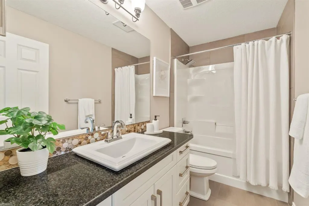 168 Aspen Summit Drive SW