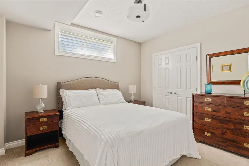 168 Aspen Summit Drive SW