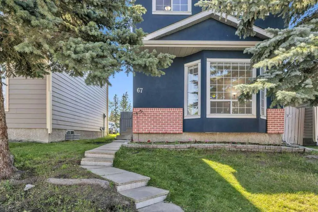 67 Martinwood Road NE