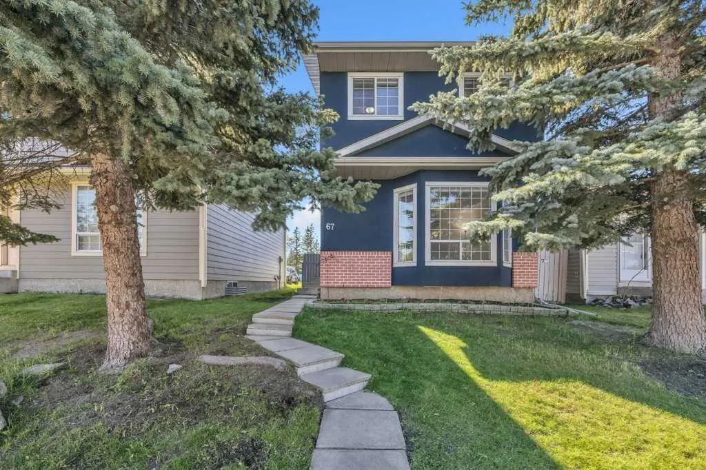 67 Martinwood Road NE