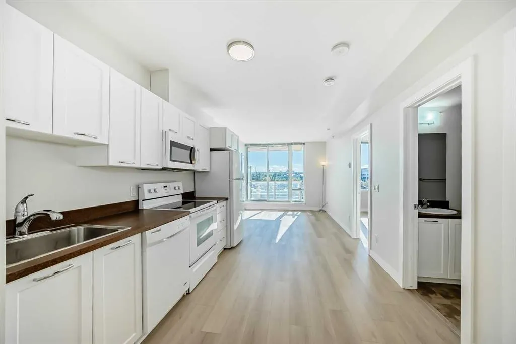 3820 Brentwood Road NW, #207