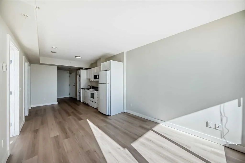 3820 Brentwood Road NW, #207