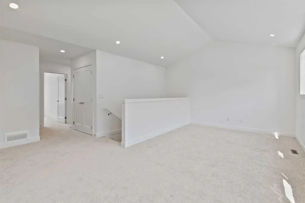 201 Cooperswood Green SW, #1102