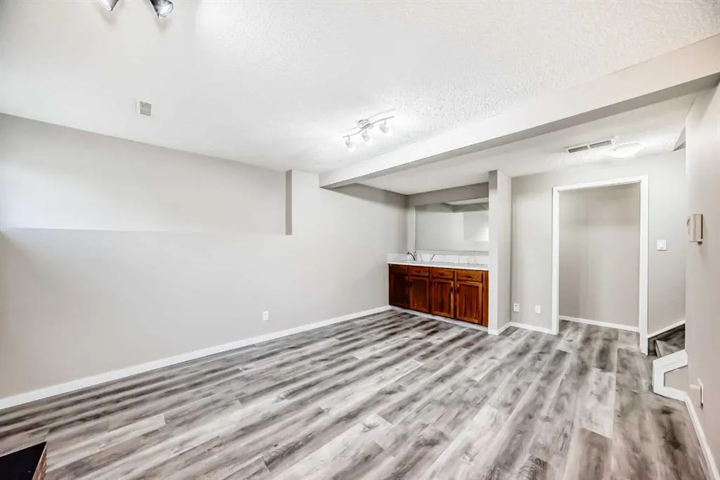 45 Westridge Drive