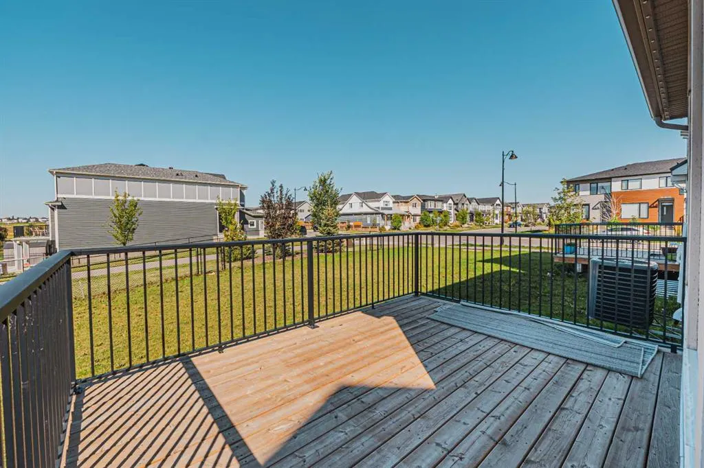11 Homestead Close NE