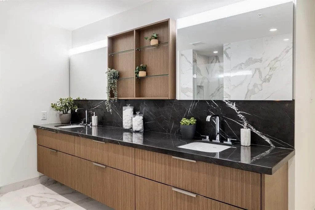 88 Waterfront Mews SW, #101