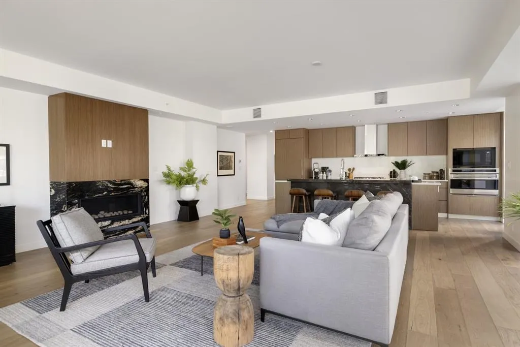 88 Waterfront Mews SW, #101