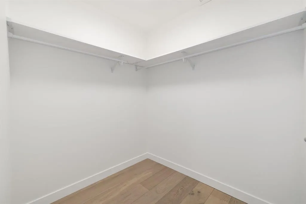 88 Waterfront Mews SW, #101