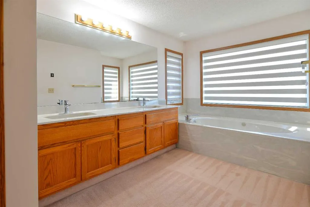 58 Edgebrook Close NW