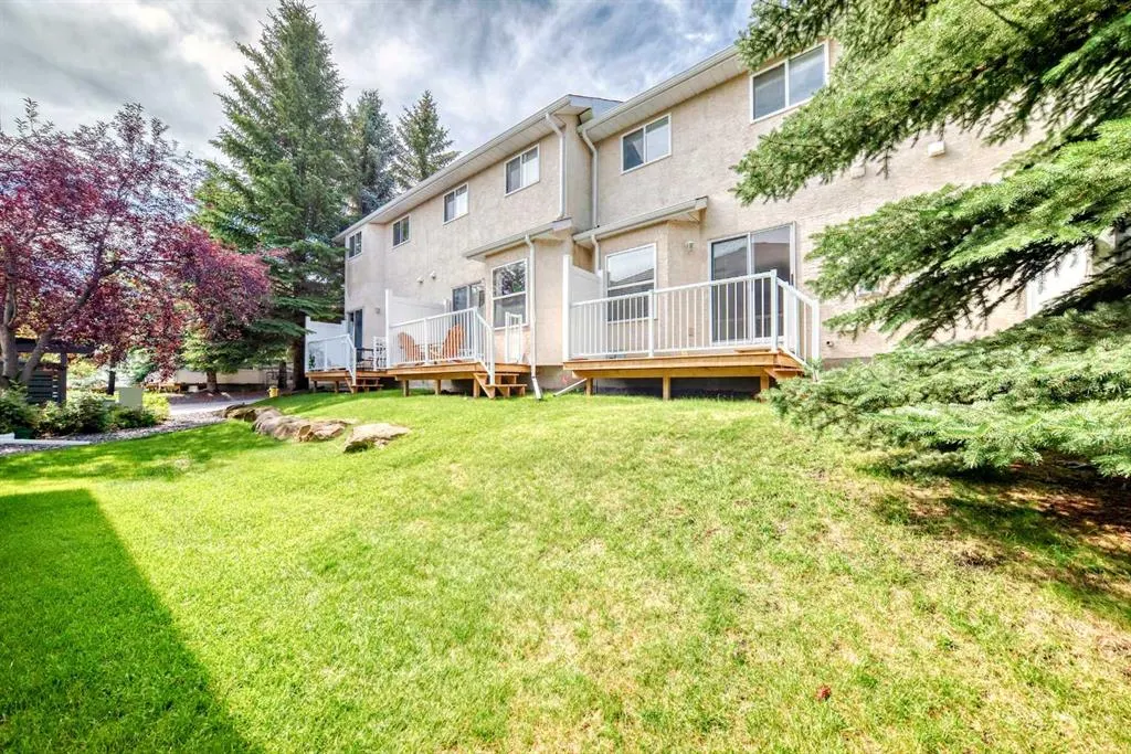 244 Shawinigan Drive SW