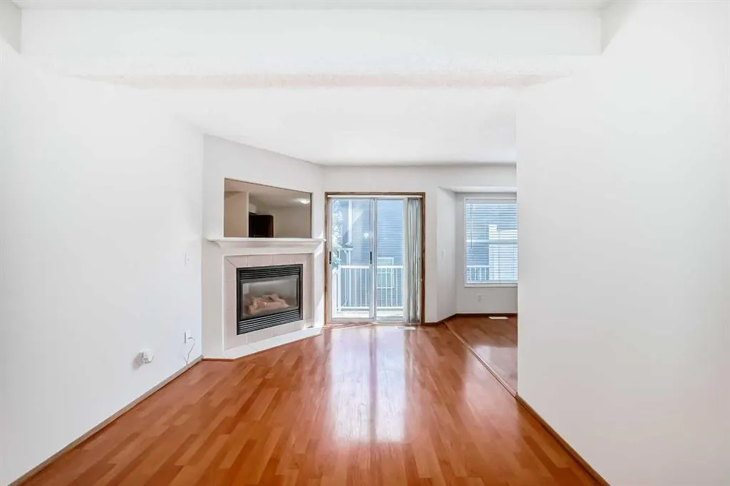 244 Shawinigan Drive SW