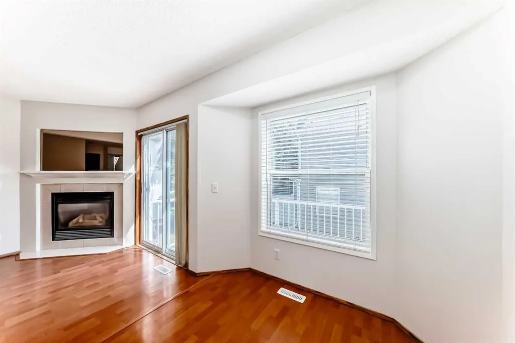 244 Shawinigan Drive SW